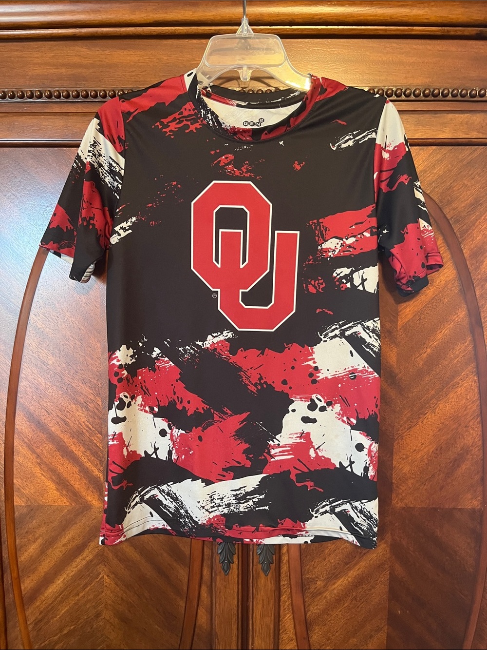Oklahoma Sooners OU Graphic Dri Fit Tee in Crimson, Black & Gray